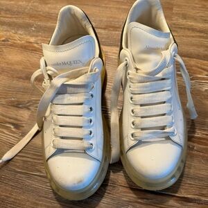 Alexander Mcqueen size 7